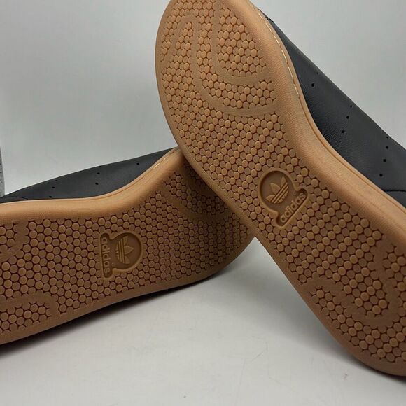 ADIDAS‎ STAN SMITH Core Black Gum LEATHER casual ID1341 Shoes Men 10.5 NWB - Picture 9 of 11